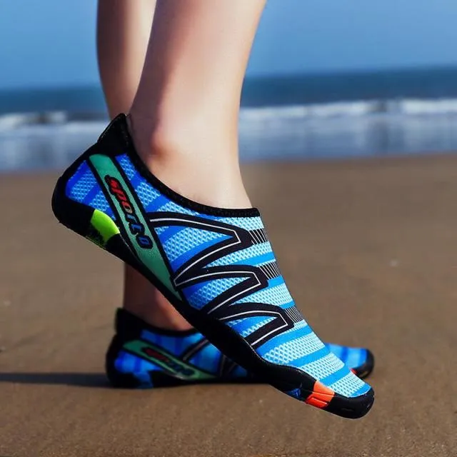 Water shoes swimming shoes lovers swimming shoes beach surfing non-slip wear-resistant diving wading shoes